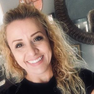 Meet your Posher, Pearl